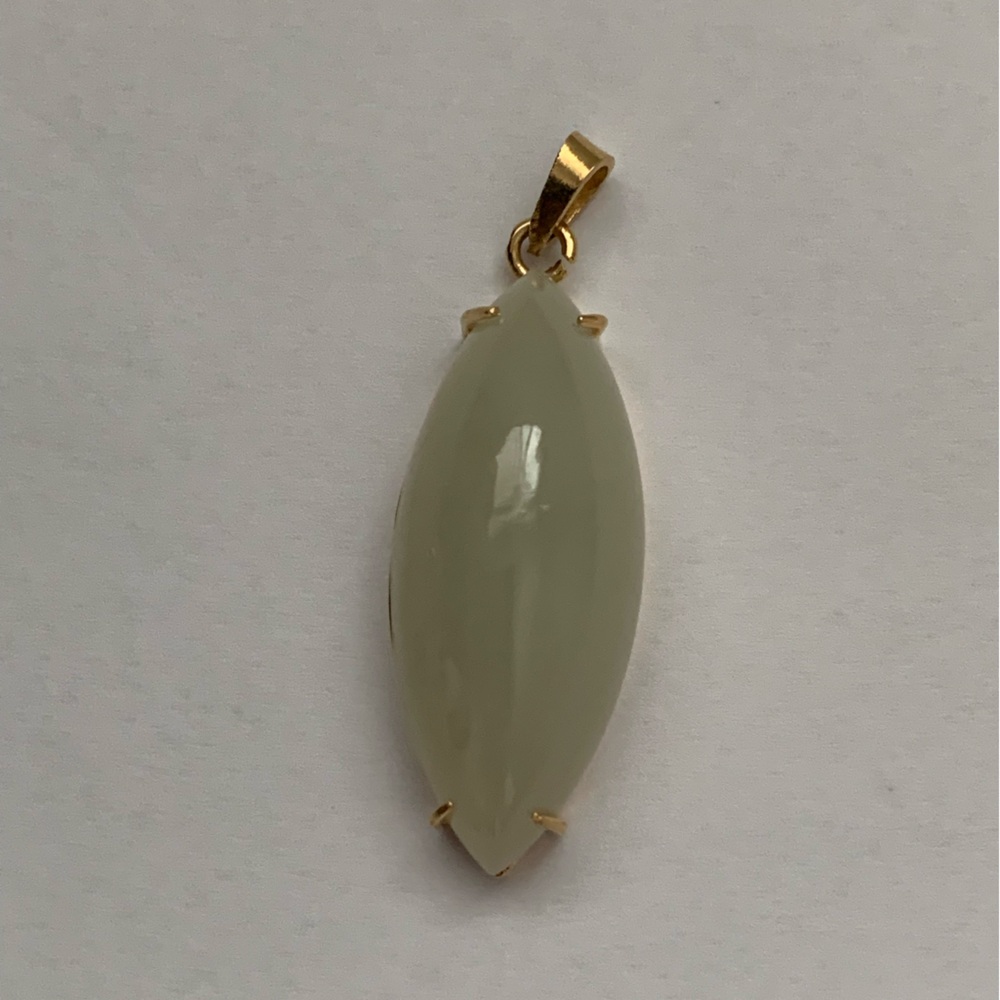 New vintage white jade navette oval pendant